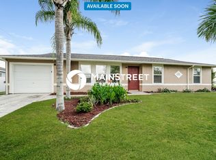 823 NE 18th Ter, Cape Coral, FL 33909