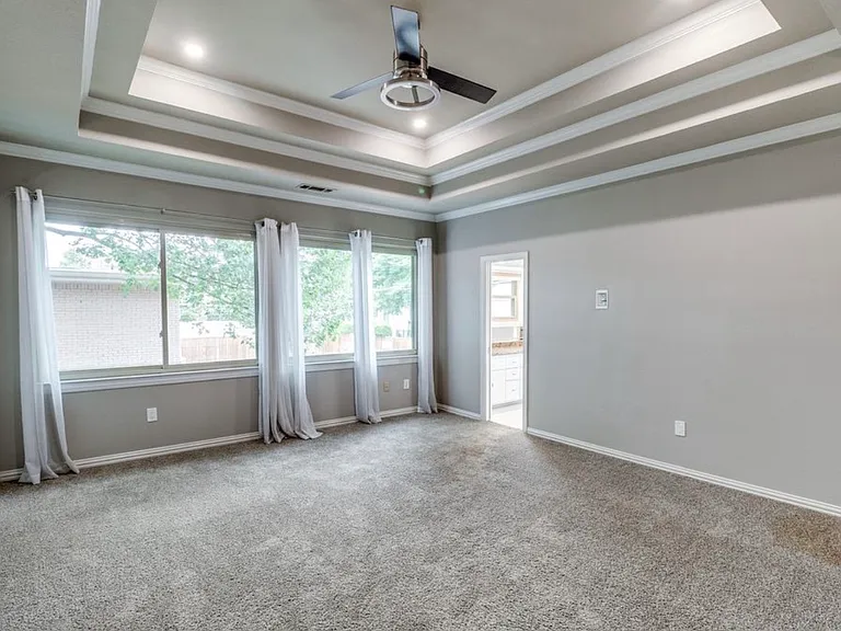 3719 Douglas Ave — Photo 18