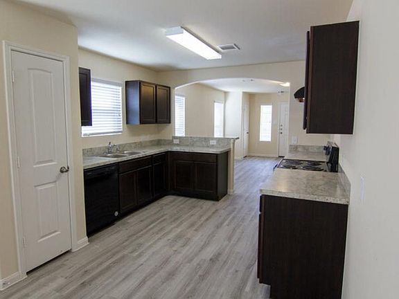 5th image of 9515 Middleton Oaks Cir #5-32-2007