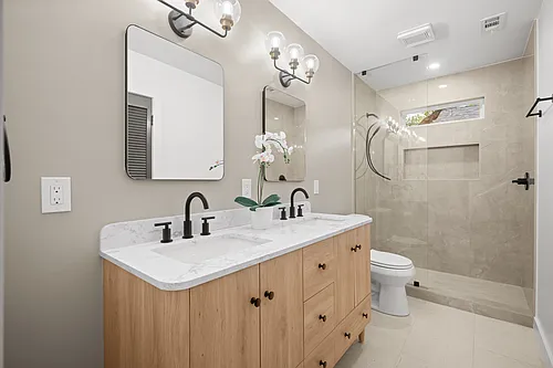 1603 Cinnamon Path #B Photo 1