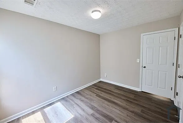 4515 Windale Dr — Photo 15