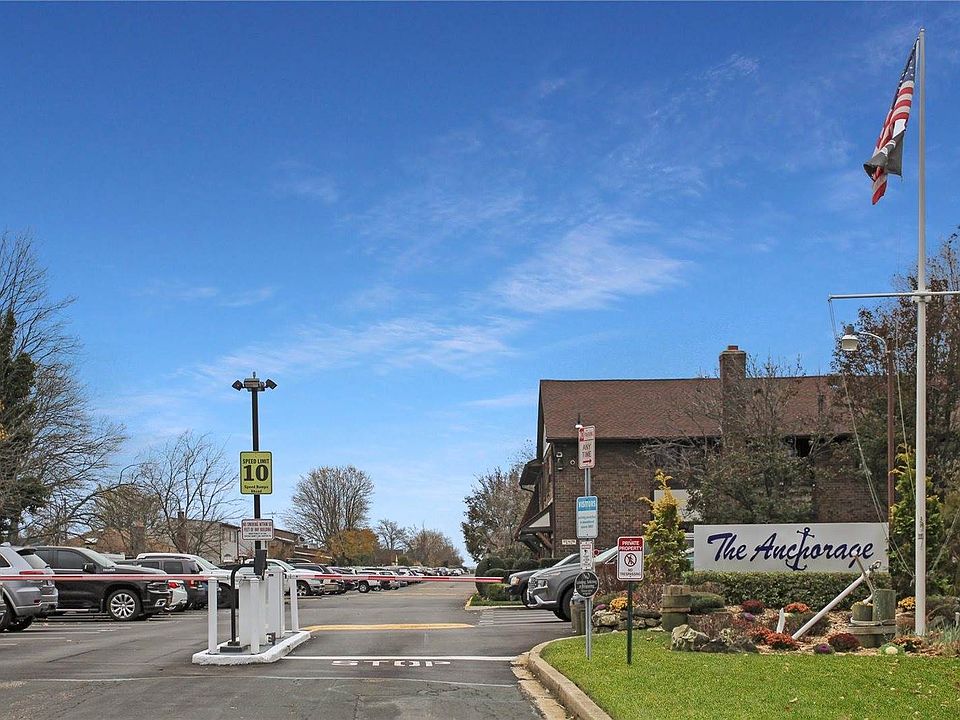 1st image of 222 Mariners Way #222
