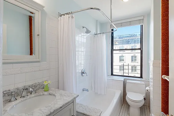 Sold by Compass | media 5