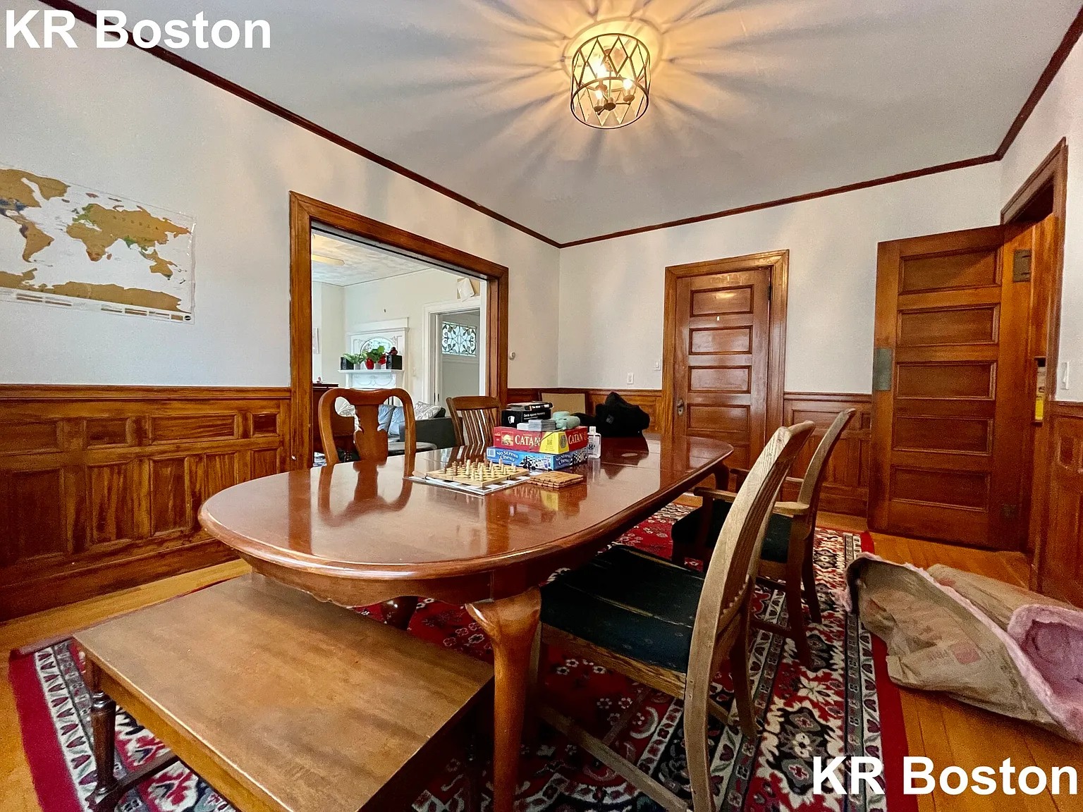 6 bed, 2.0 bath, 1900 sqft, $6,200 — Photo 4