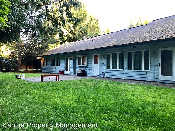 5th image of 2726 Westwood Dr NW