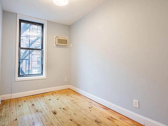 5th image of 520 E 6th St #2XL