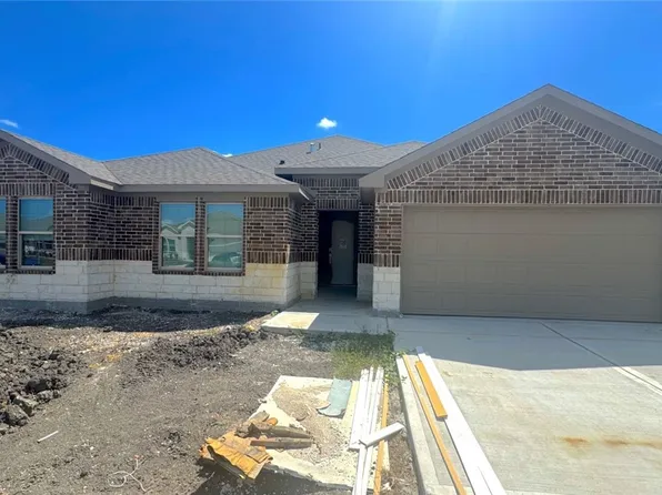 1461 Irigoyen St, Corpus Christi, TX 78415