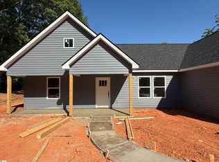 110 Friendly St, Fountain Inn, SC 29644