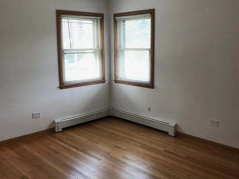 8558 W Gregory St — Photo 4