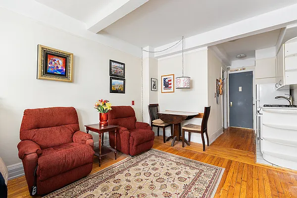 Sold by Compass | media 4