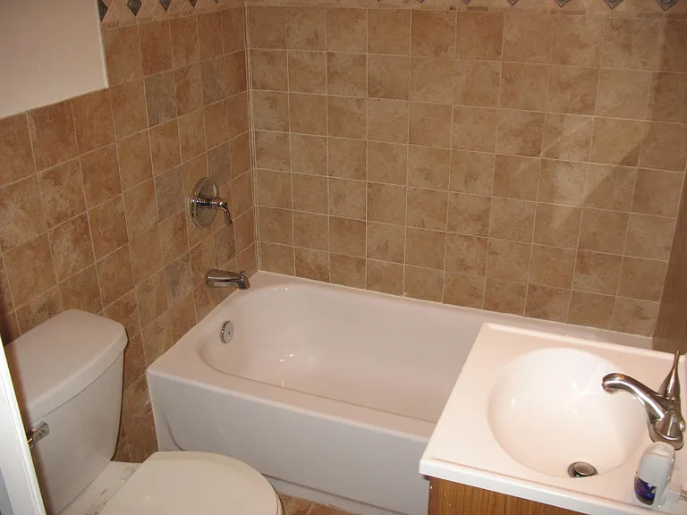 411 Rosecroft Ter — Photo 5