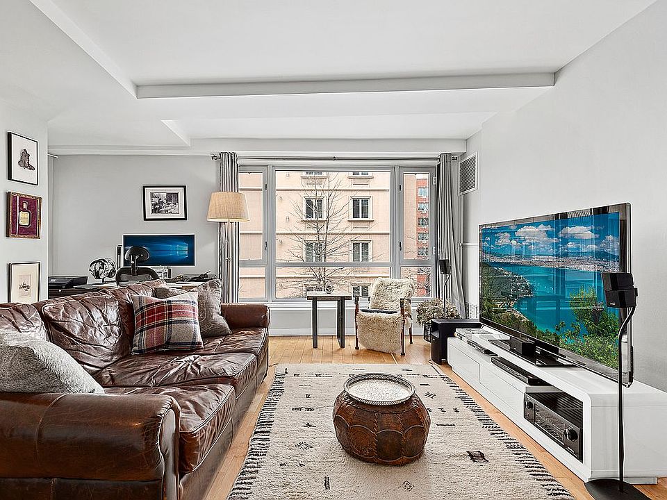 1st image of 253 4th Ave Unit 3C