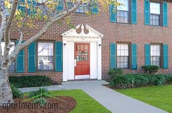 1st image of 713 Sea Oaks Ct APT 102