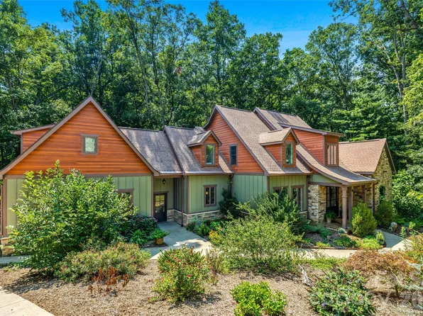90 Ashley Woods Dr, Arden, NC 28704