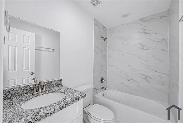 8633 Peachtree St #B — Photo 13
