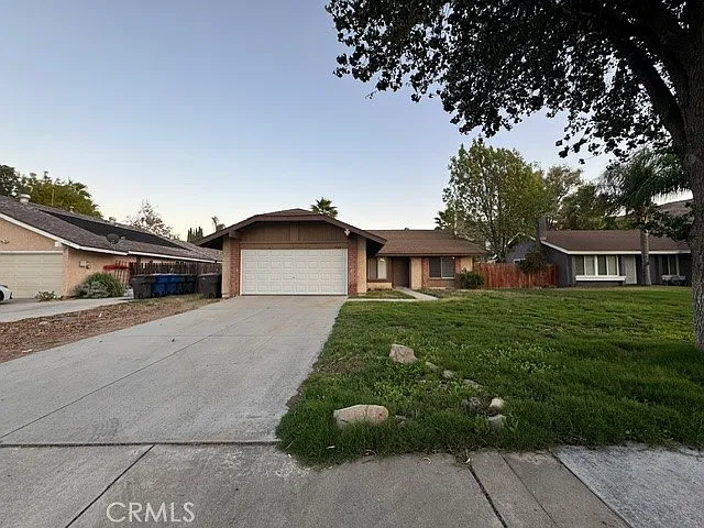 4 bed, 1567 sqft, $3,200 — Photo 3
