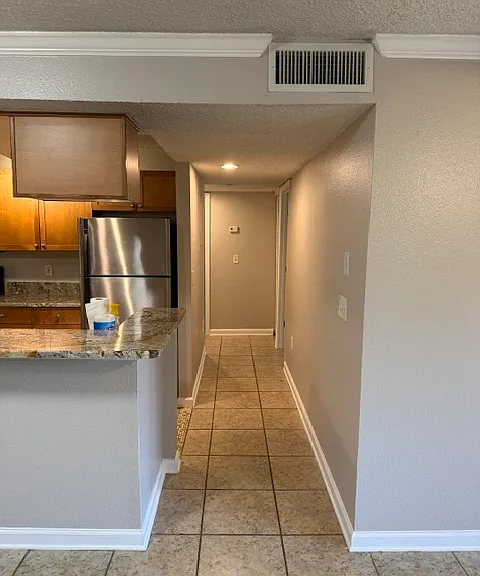2500 Winding Creek Blvd — Photo 19