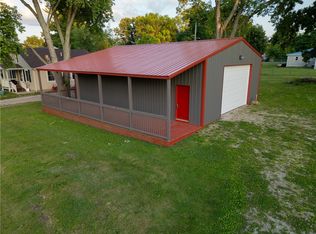 306 Pine St, Georgetown, IL 61846