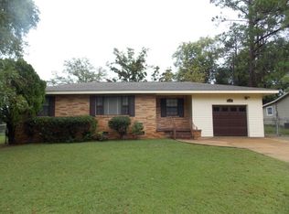 2010 Sullivan Dr, Dothan, AL 36303