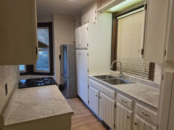 310 Madison Ave APT 2, Reading, PA 19605