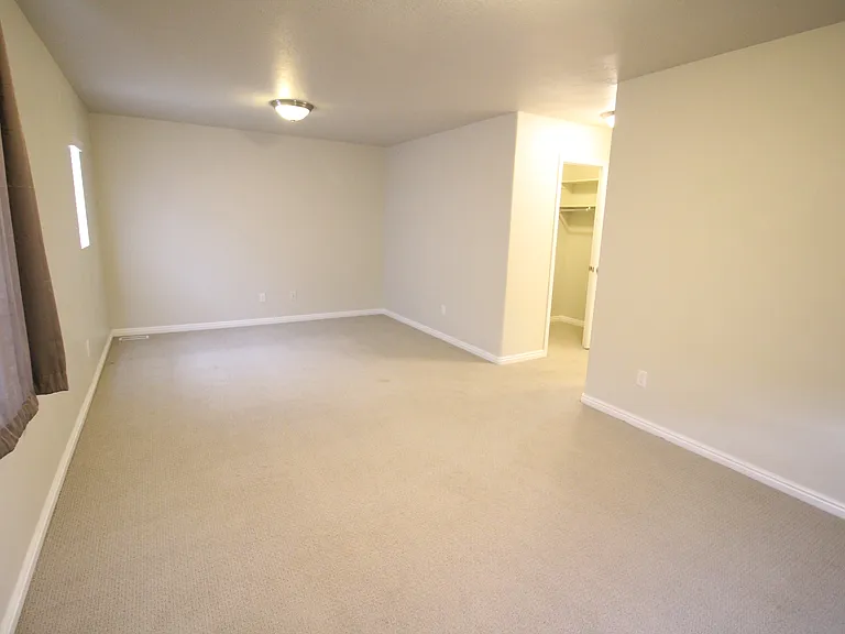157 S 2775 W — Photo 26