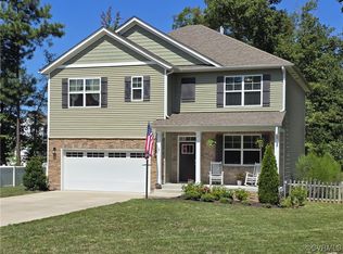 11818 Longtown Dr, Midlothian, VA 23112