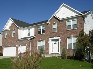 1383 Chapman Dr, Greenfield, IN 46140