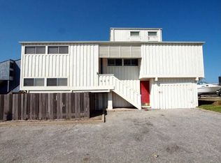 627 Island Retreat Rd, Port Aransas, TX 78373