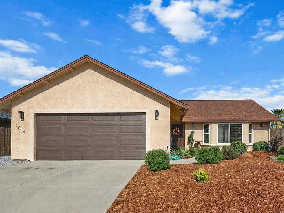 1st image of 2606 Sapphire Ln