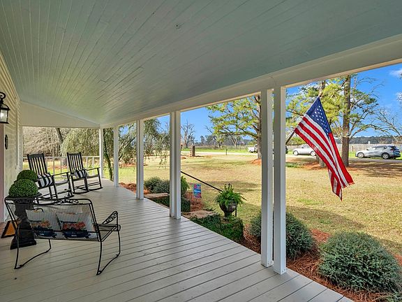 5th image of 1876 Bumphead Rd