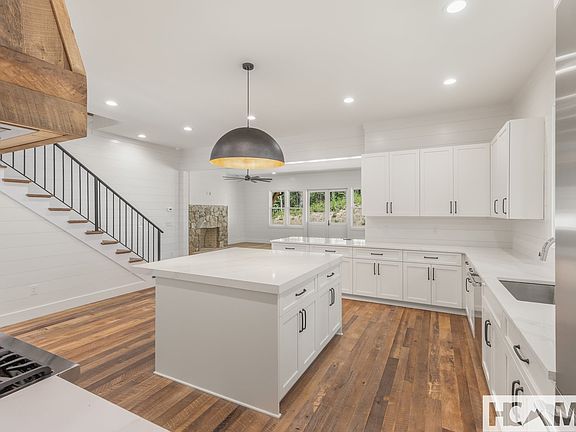 4th image of 298 Pine Forest Road