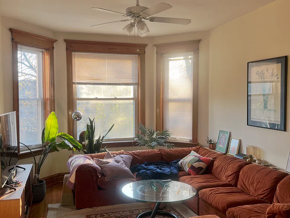 2632 N Sawyer Ave #2