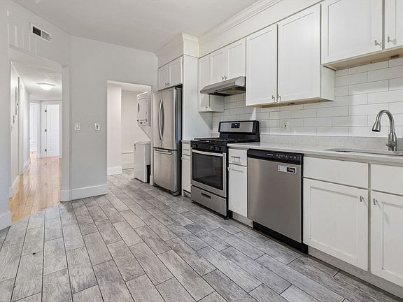 3rd image of 64 Florida St #2