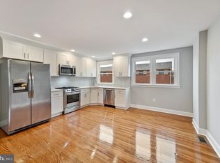 118 E Colonial St, Philadelphia, PA 19120