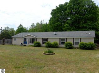 914 Thompsonville Rd, Beulah, MI 49617