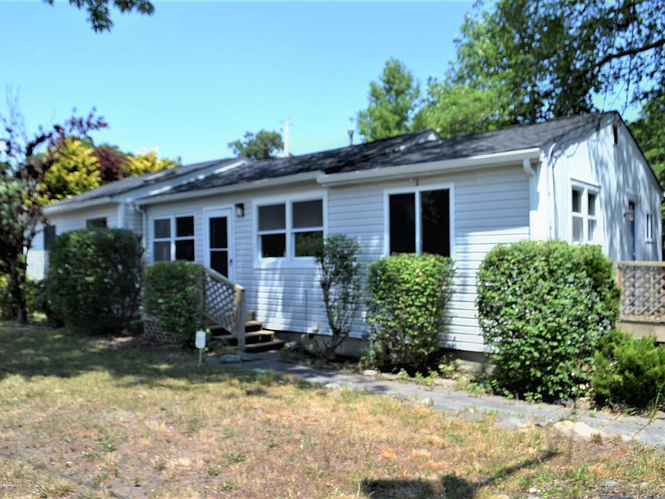 164 Main St, Waretown, NJ 08758 Zillow