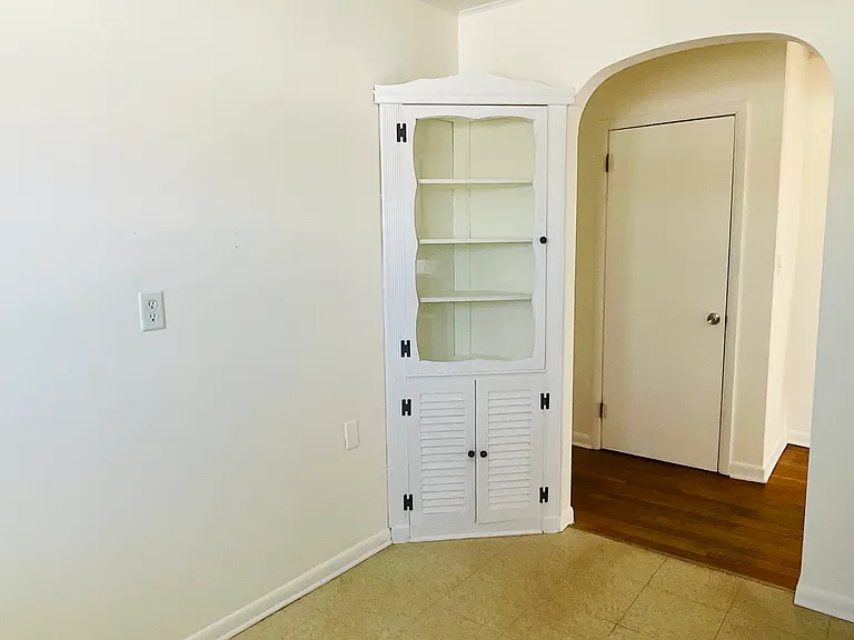 7 Dervend Cir #7 — Photo 8