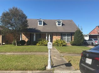 2262 S Von Braun Ct, Harvey, LA 70058