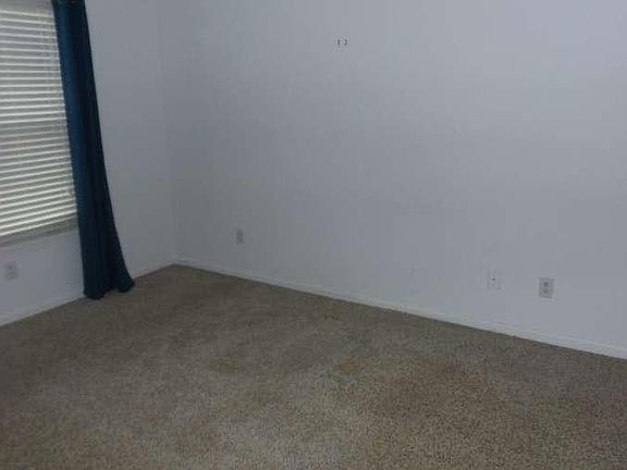 5th image of 402 Meeting St