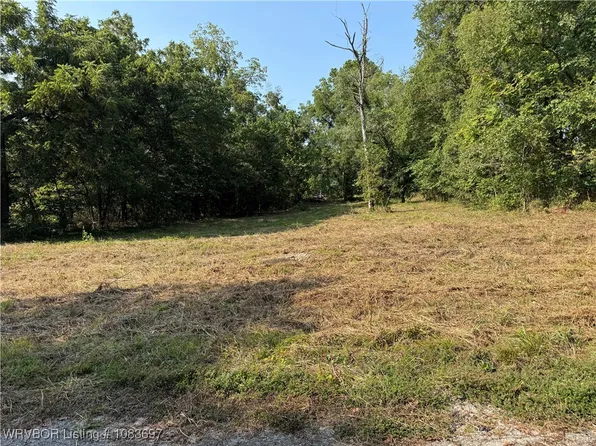 W Spring St, Sulphur Springs, AR 72768