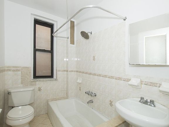 3rd image of 61 Tiemann Pl #33