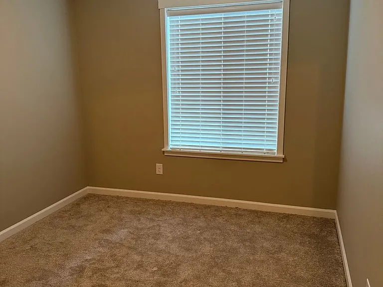 2609 NE 131st Ave — Photo 20