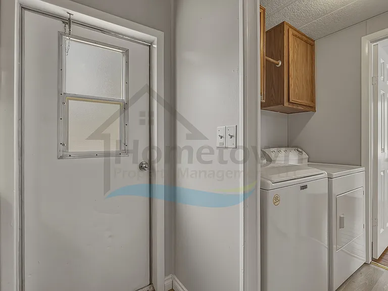 468800 N Highway 95 #15 — Photo 2