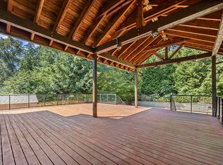 1562 Bramble Ln, Coquitlam, BC