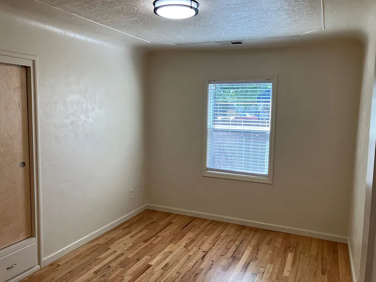 931 Reno Ave #K — Photo 10