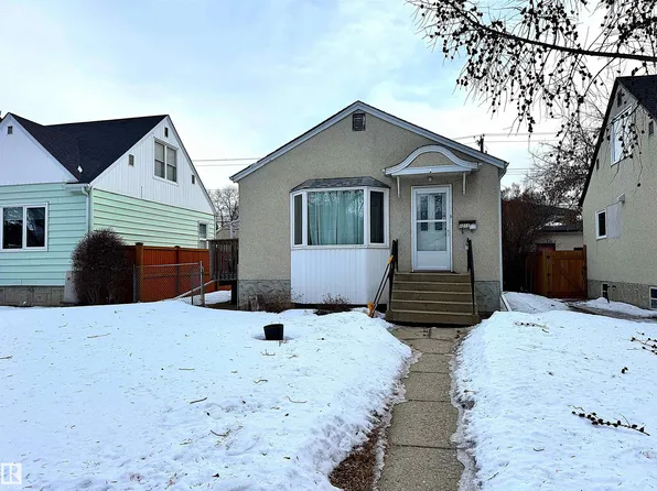 9015 91st St NW, Edmonton, AB T6C 3N6