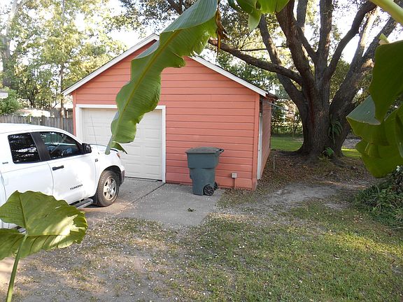 5th image of 203 Lucille St