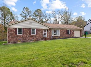 113 Seaton Dr, Colonial Heights, VA 23834