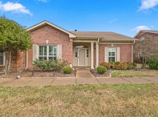 8515 Sawyer Brown Rd, Nashville, TN 37221