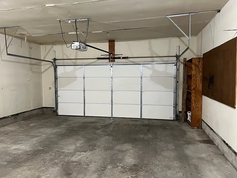 208 Doud Dr — Photo 26